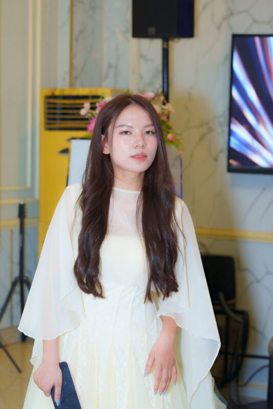 Nguyễn Lê Vân Anh - Leader